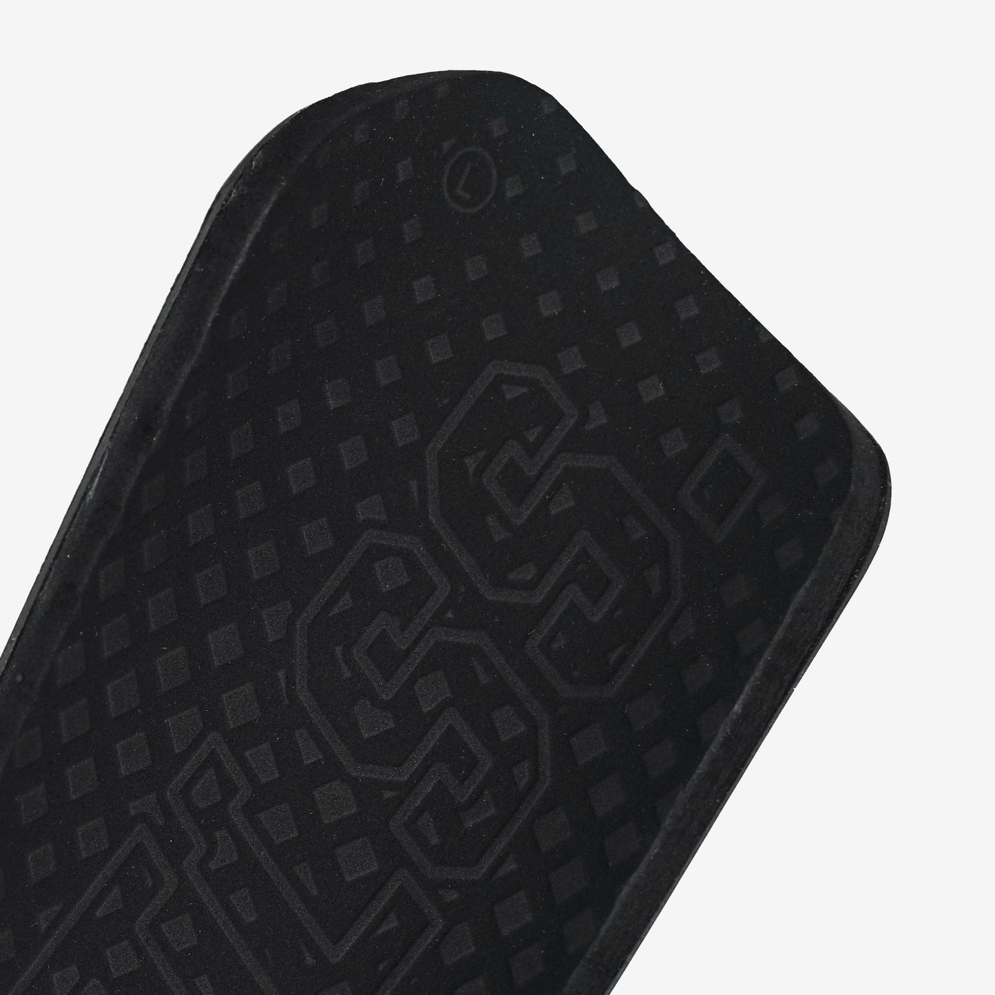 T7 Carbon Fiber Insert Type Shock Absorbing Shin Guard