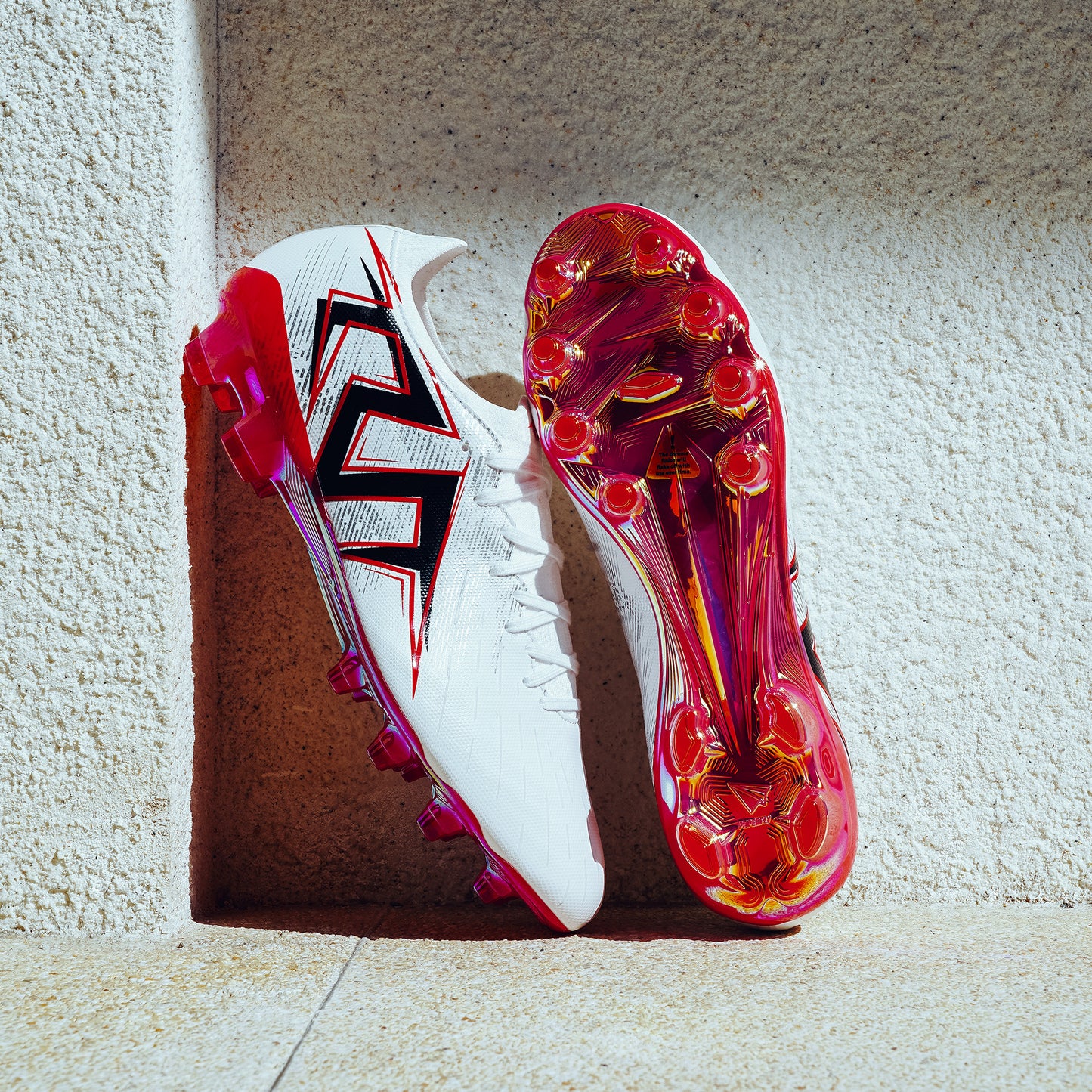 STRIKER.711 FG -Premier Pack