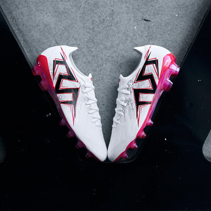 STRIKER.711 FG -Premier Pack