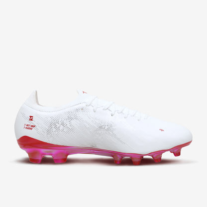 STRIKER.711 FG -Premier Pack