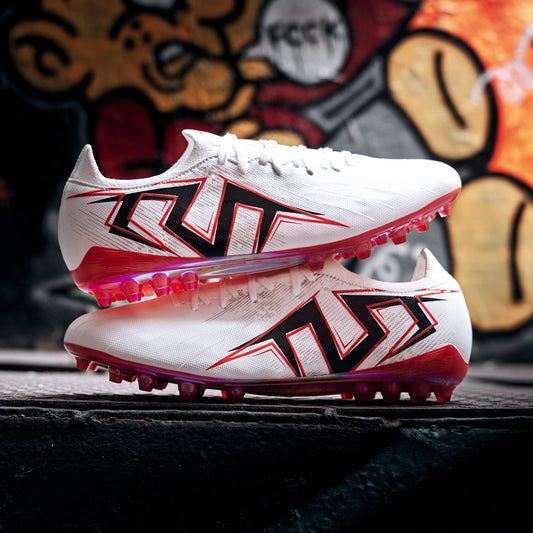 STRIKER.711 MG -Premier Pack