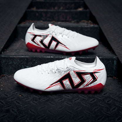 STRIKER.711 MG -Premier Pack