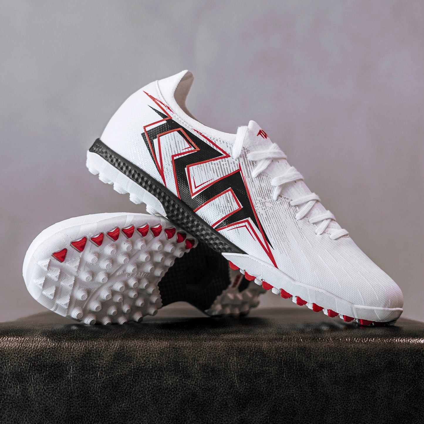 STRIKER.711 TF -Premier Pack