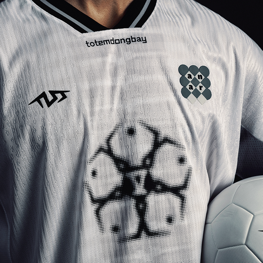 TLSS x ANAR Short-Sleeve Top