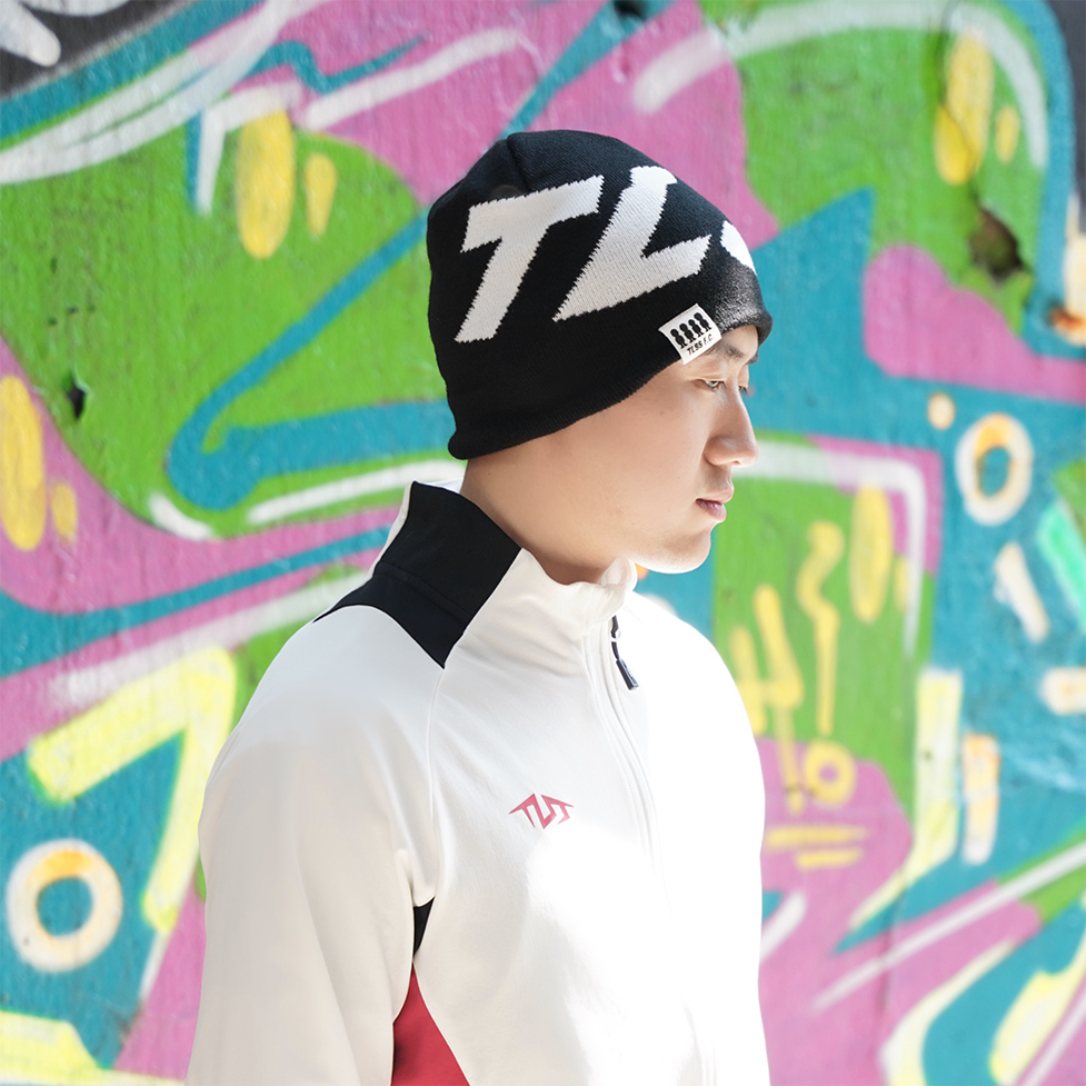 TLSS F.C. Outdoor Leisure Warm Knitted Hat(With Logo)