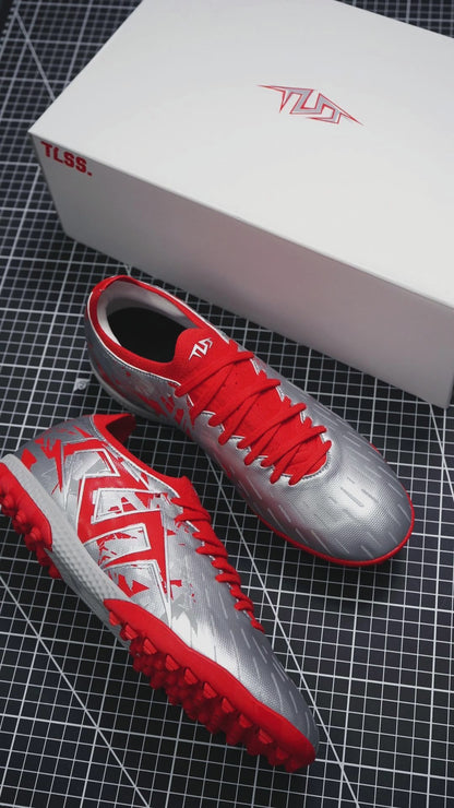 STRIKER.717 TF-Silver Pack